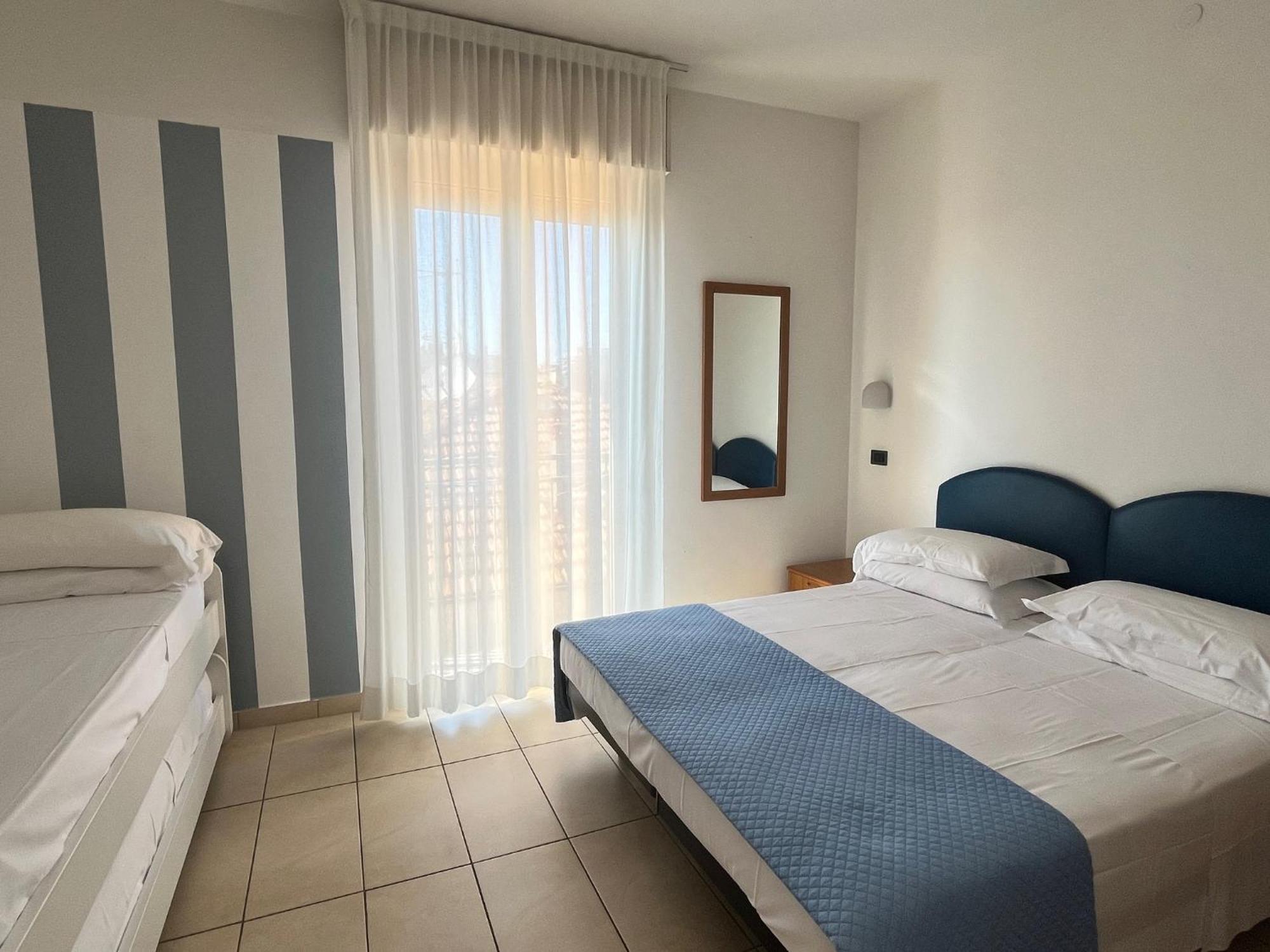 Hotel Berenice Rimini Eksteriør bilde
