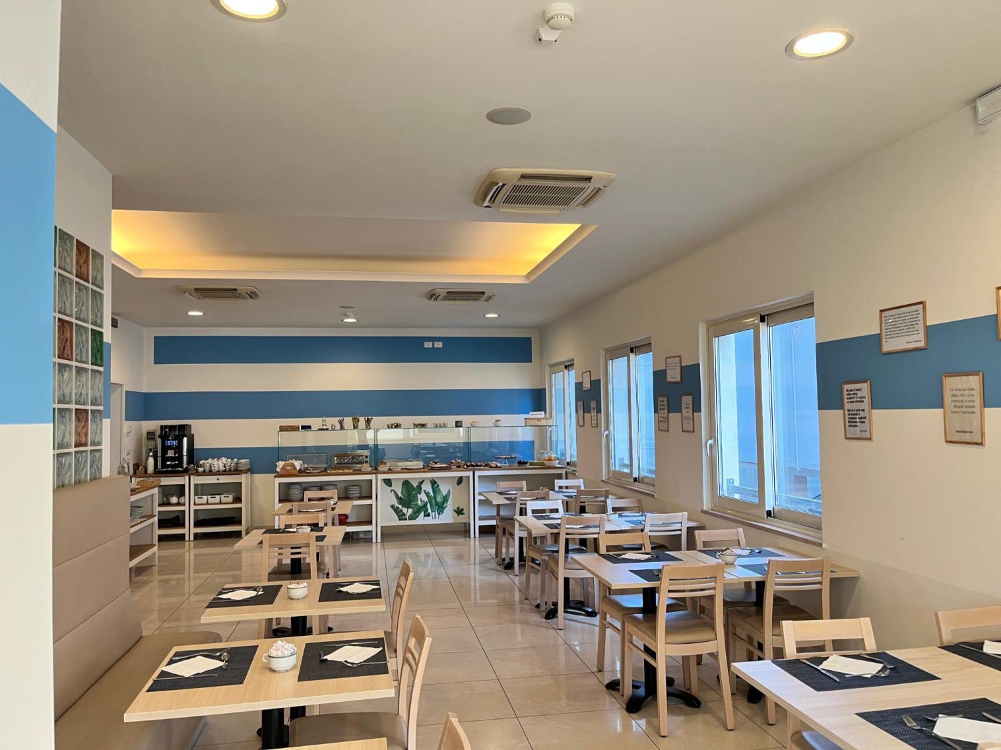 Hotel Berenice Rimini Eksteriør bilde
