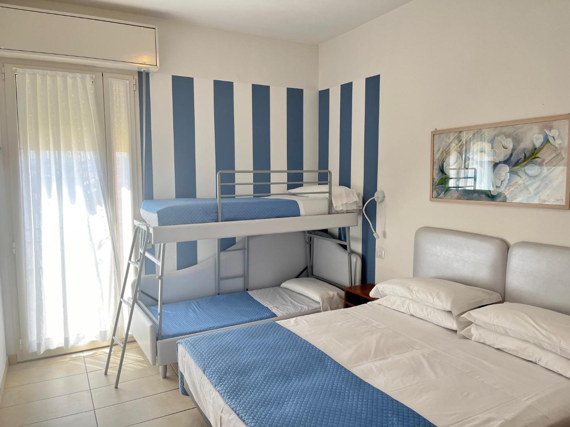 Hotel Berenice Rimini Eksteriør bilde