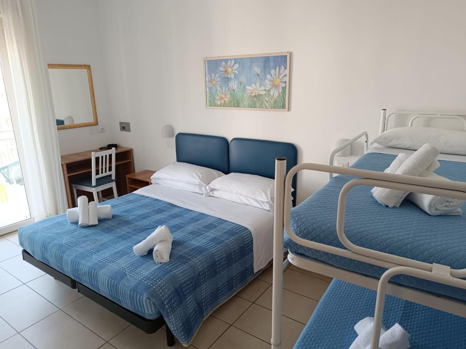 Hotel Berenice Rimini Eksteriør bilde