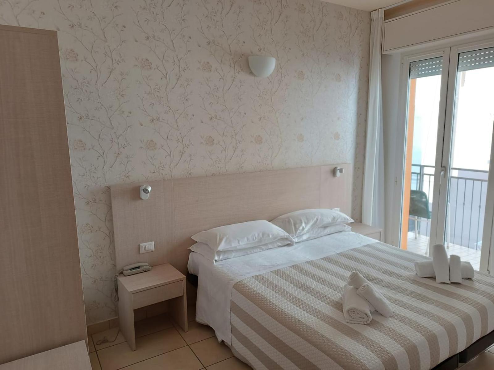 Hotel Berenice Rimini Eksteriør bilde