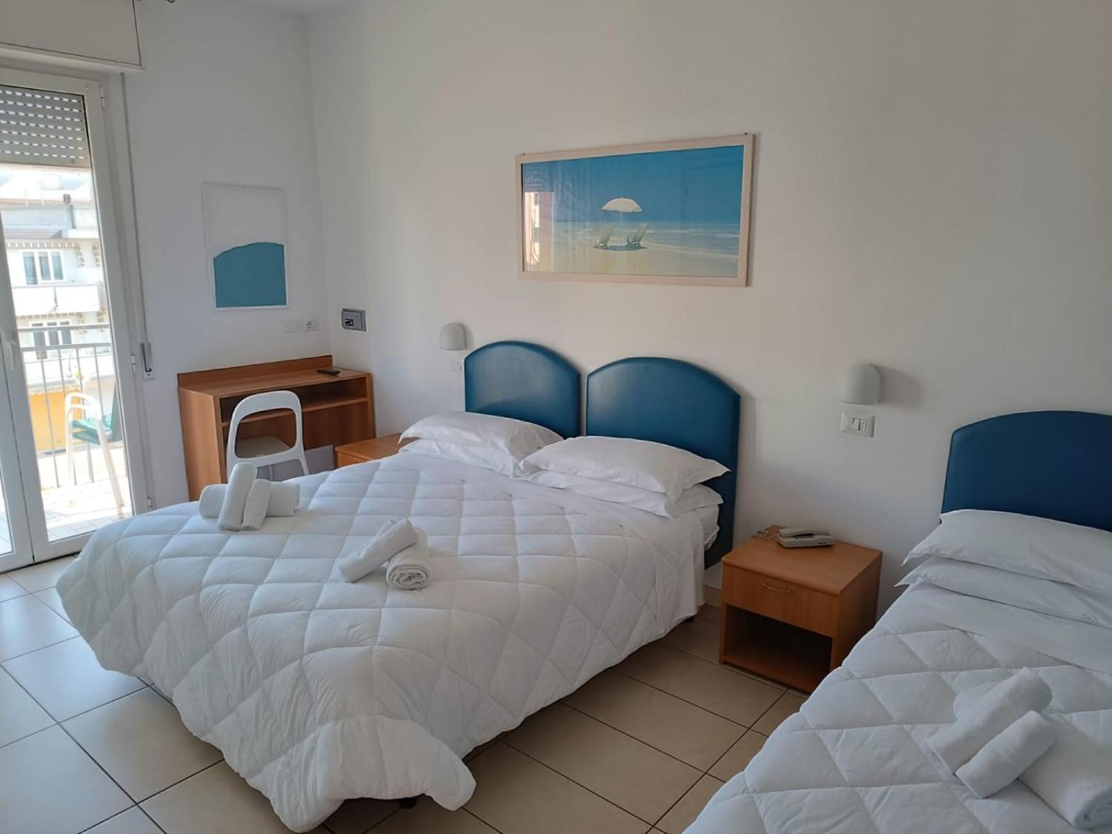 Hotel Berenice Rimini Eksteriør bilde